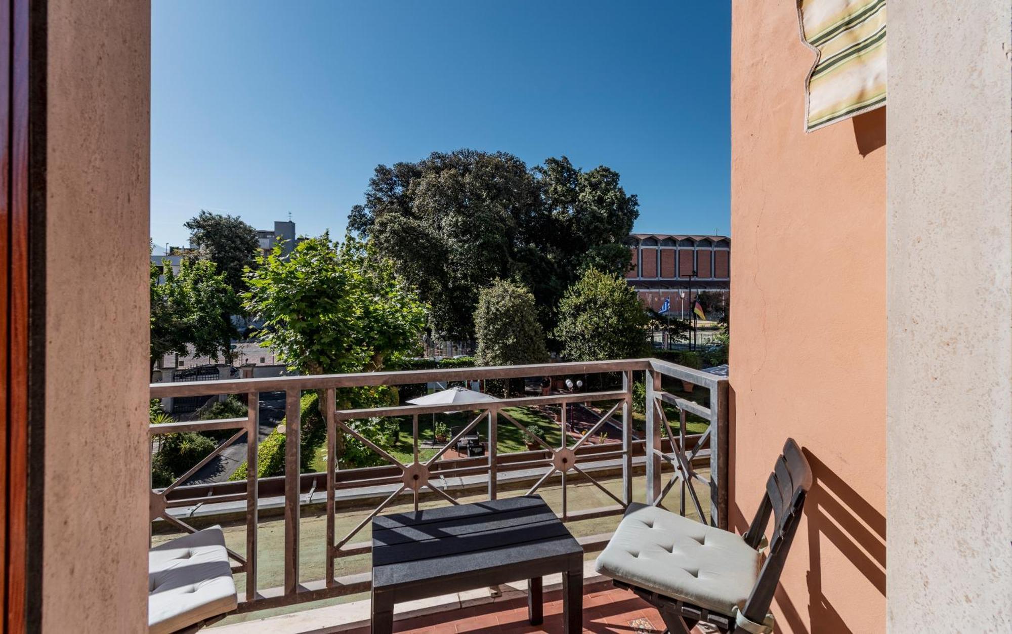 Hotel Gabrini Marina di Massa Ngoại thất bức ảnh