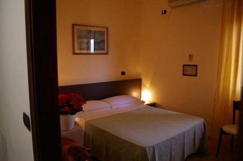 Hotel Gabrini Marina di Massa Ngoại thất bức ảnh