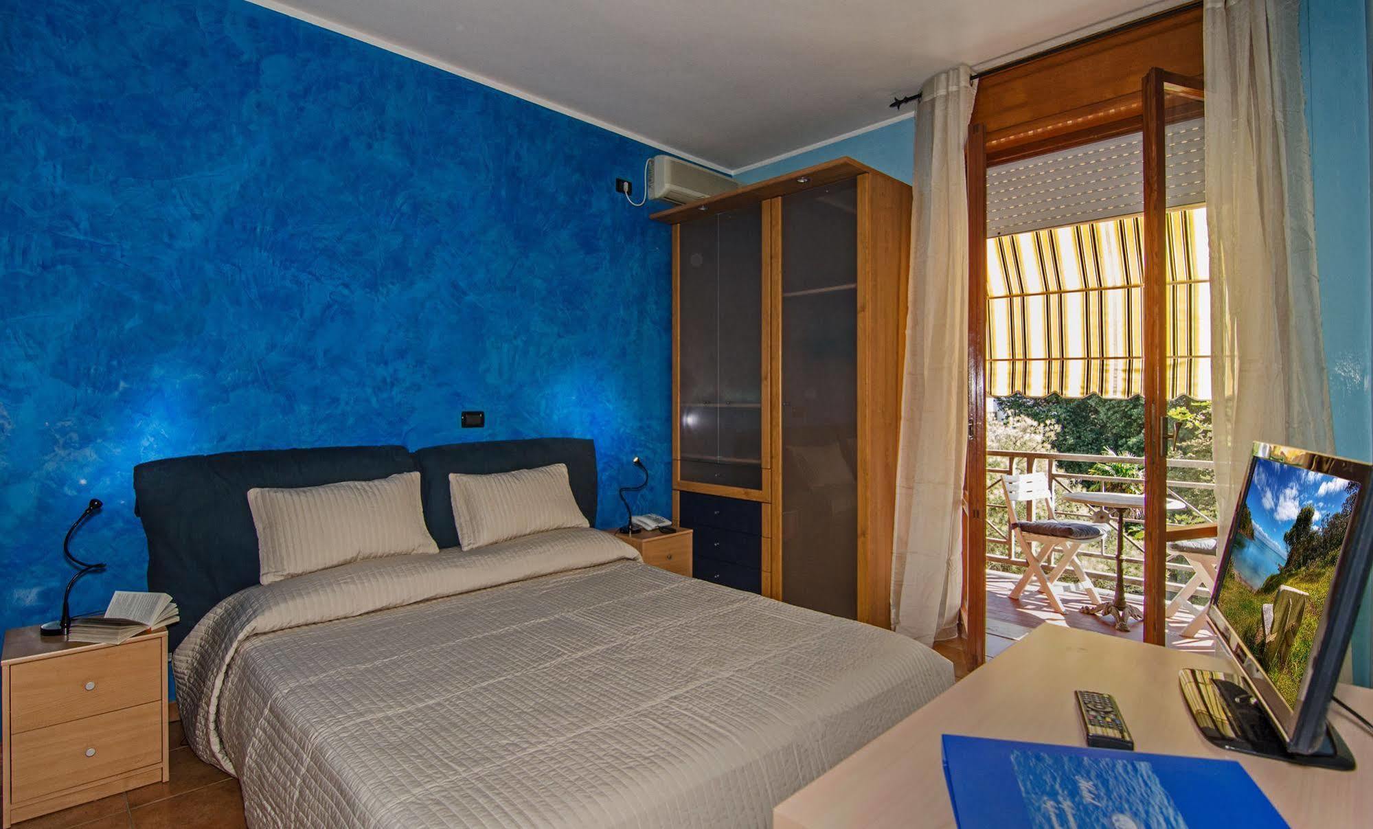 Hotel Gabrini Marina di Massa Ngoại thất bức ảnh